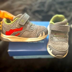 Stride Rite, Baby/ Toddler sz 6M Lighted Dinosaur Grey Multi